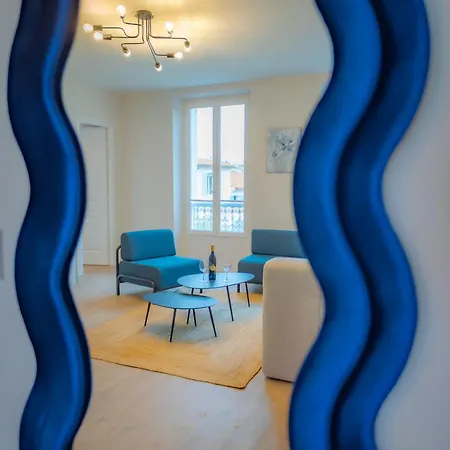 #301- Heart Of Vieil - Place Nationale-high-end Newly Renovated & Furnished 아파트 앙티브